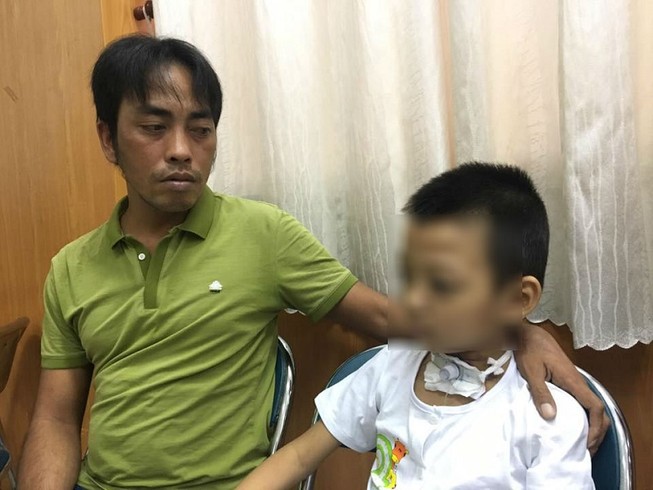 Hành trình trở về từ cõi chết ngoạn mục của bé 5 tuổi