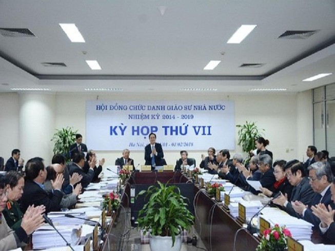 Bộ trưởng GD&ĐT rút kinh nghiệm vụ xét hồ sơ giáo sư