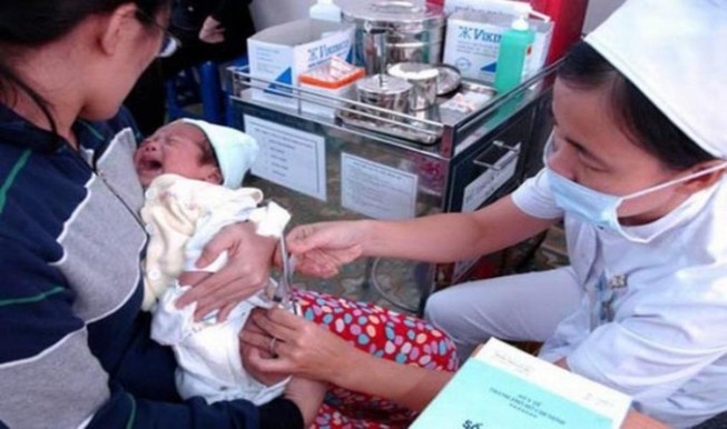 Lộ trình ngưng sử dụng vaccine 5 trong 1 Quinvaxem 2018