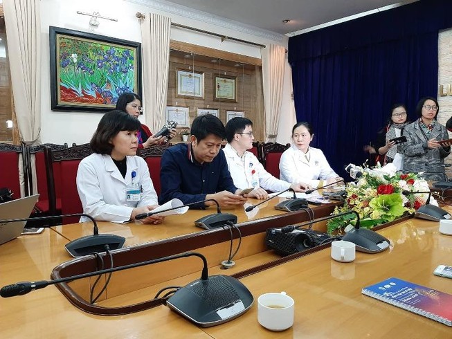 Bệnh viện Xanh Pôn họp báo chóng vánh trong ... 5 phút