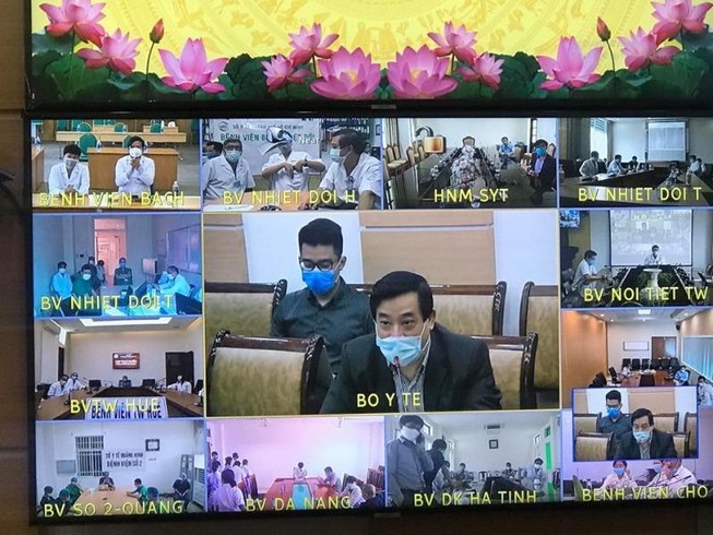 4 bệnh nhân COVID-19 nặng chuyển biến sức khỏe phức tạp