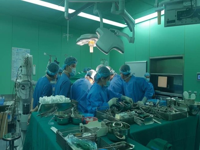Đưa 1 quả tim, 2 lá gan từ Bắc vào Nam cứu người thành công