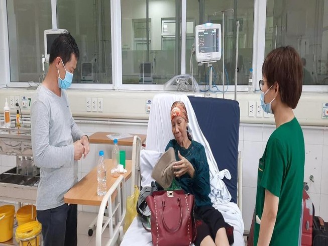 Hành trình 80 ngày giành giật sự sống cho bệnh nhân COVID-19