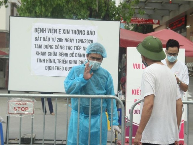 Chiều 11-10, Việt Nam ghi nhận thêm 2 ca mắc COVID-19