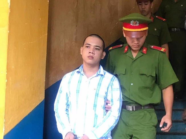 Bị đâm chết cũng vì dựng chuyện