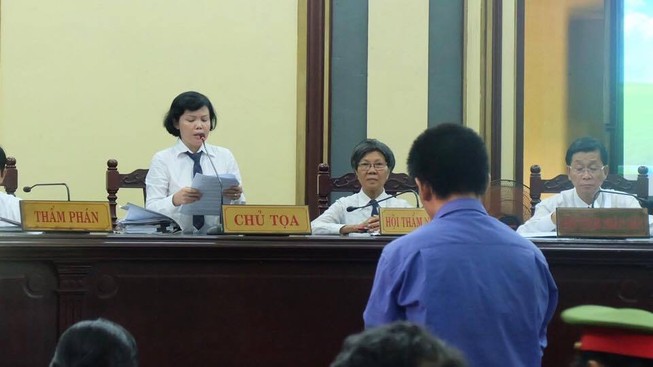 Nam sinh giết bạn gái bỏ thùng xốp lãnh 12 năm tù