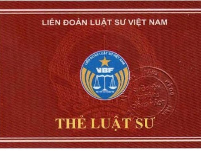 Cựu thẩm phán rút đơn kiện bộ trưởng Bộ Tư pháp