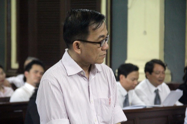 Giám đốc dùng nhà 'khu đất vàng' lừa đảo hầu toà