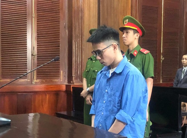 Bạn gái không về nhà, thanh niên gây án mạng