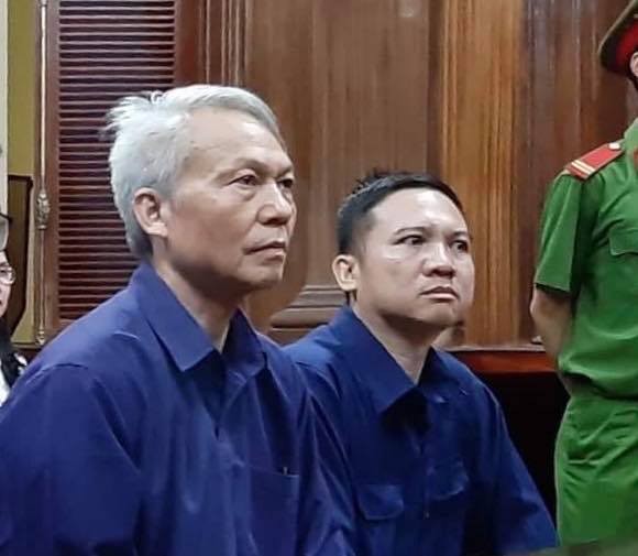 Giám đốc 'tay không' kéo cán bộ ngân hàng tội chồng tội
