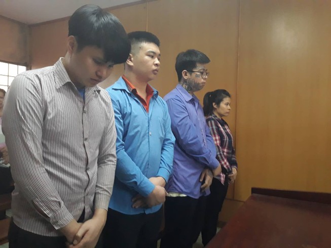 Lãnh án vì ném đá, tạt mắm đòi nợ cho người đã mất