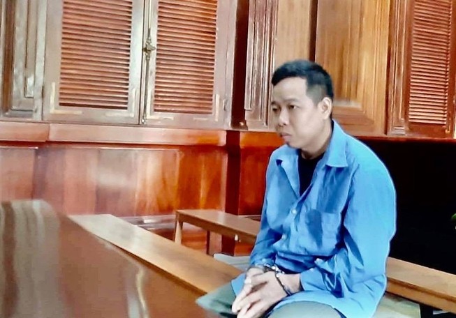 Rượu vào lời ra, phòng trọ đổ máu