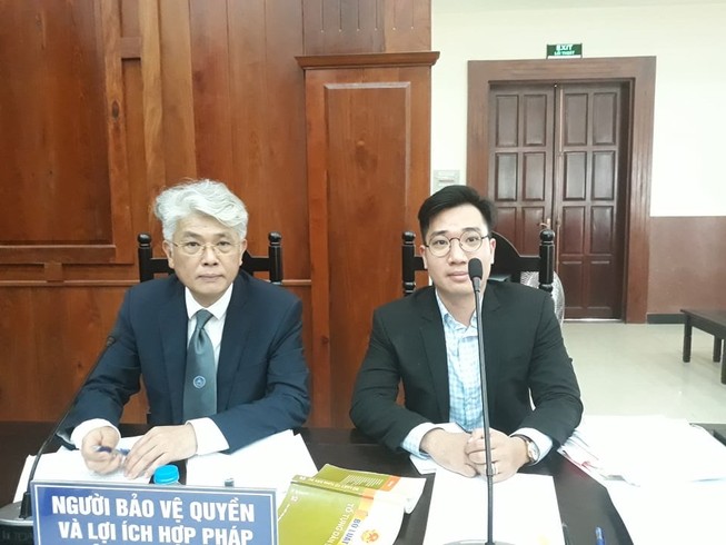 Vinasun đòi thêm 36 tỉ, Grab nói không gây thiệt hại