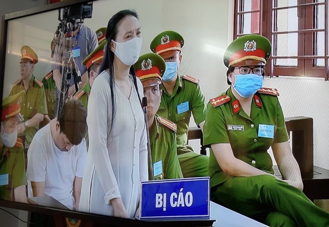 Xét xử chị em mang quan tài đi gây rối tại quận 12