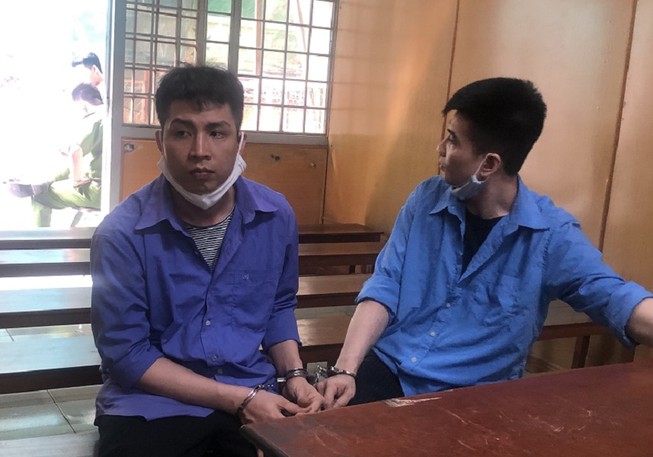 Tù chung thân người chuyển phát nhanh 1.000 viên thuốc lắc