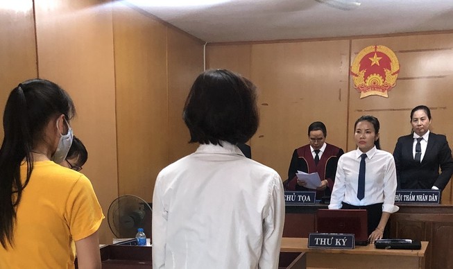 Thầy bói làm môi giới 'chạy án' cho người thân của khách hàng