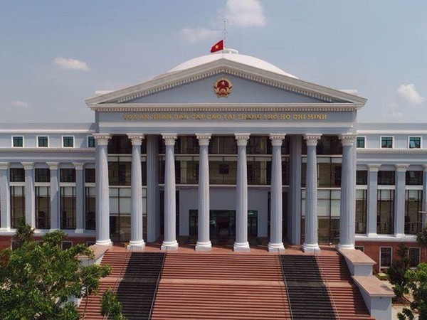 Tòa Cấp cao tại TP.HCM kháng nghị vụ vợ bị đơn định nhảy lầu