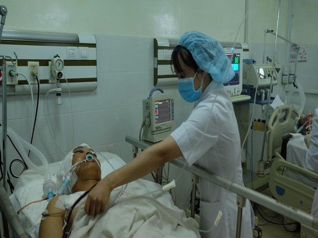 Thêm một người nguy kịch sau vụ xe ben tông hàng loạt