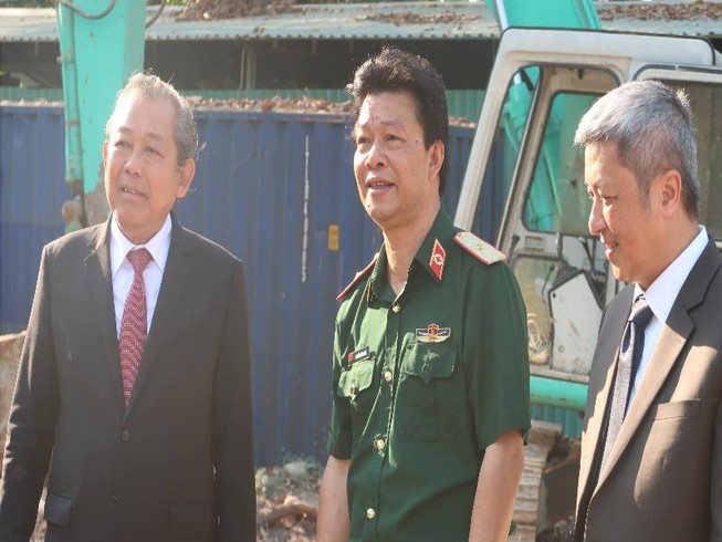 Phó Thủ tướng Trương Hòa Bình thăm bệnh viện quân y 175
