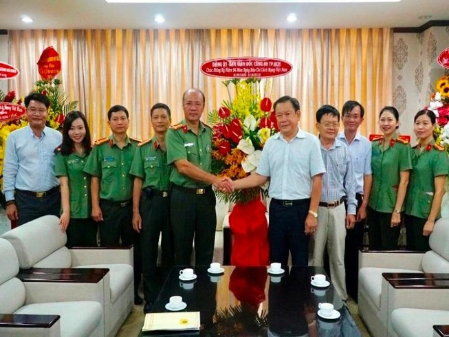 Báo Pháp Luật TP.HCM hỗ trợ tốt cơ quan thực thi pháp luật