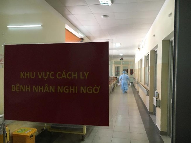 Phi công chở bệnh nhân thứ 17 khai báo để được cách ly