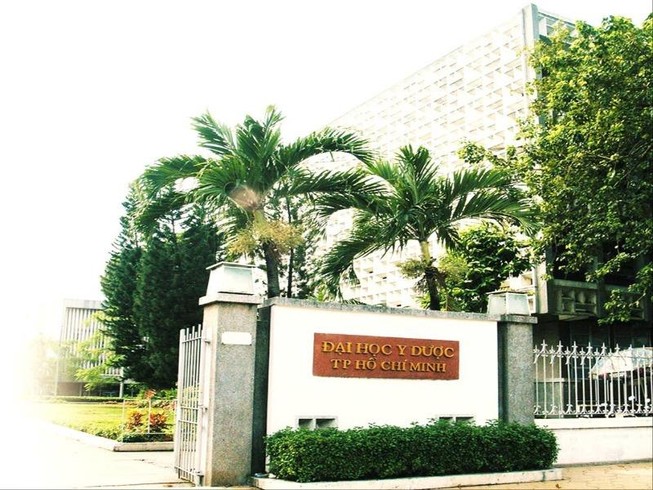 Nữ sinh viên ĐH Y Dược TP.HCM không nhiễm COVID, thoát cách ly