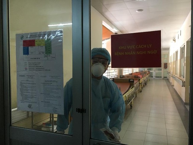 TP.HCM: Bệnh nhân bay chuyên cơ về nước âm tính với COVID-19