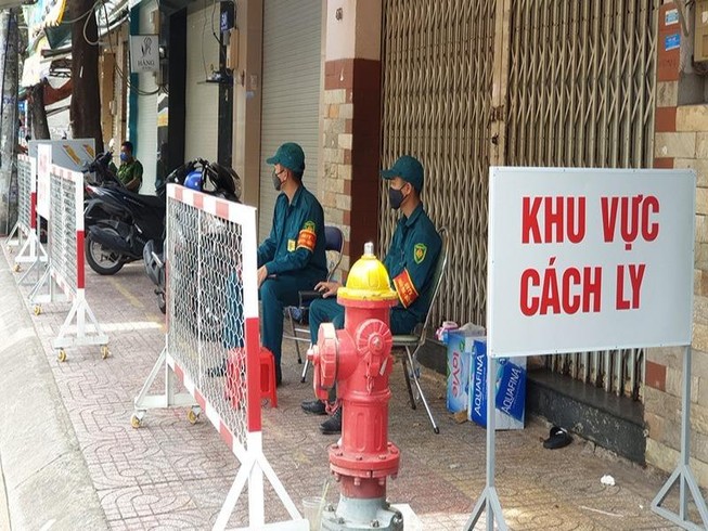 3 người ở TP.HCM nguy cơ cao nhiễm COVID-19