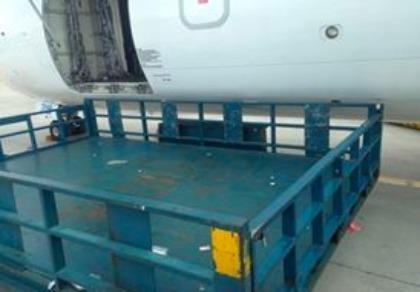 Lý giải cú va chạm vào bụng máy bay ATR 72