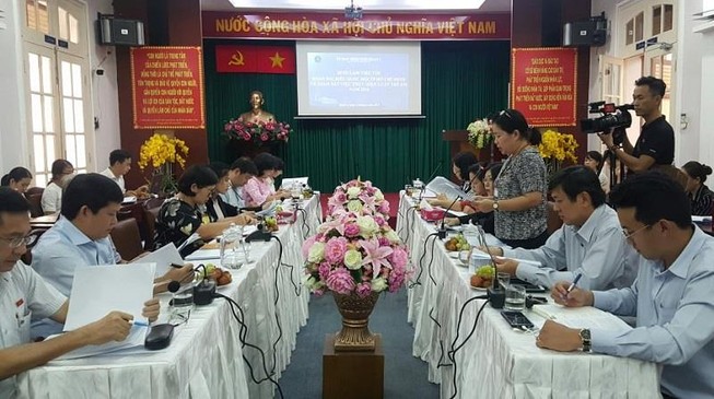 Giải quyết nạn trẻ em ăn xin giống như 'bắt cóc bỏ đĩa'