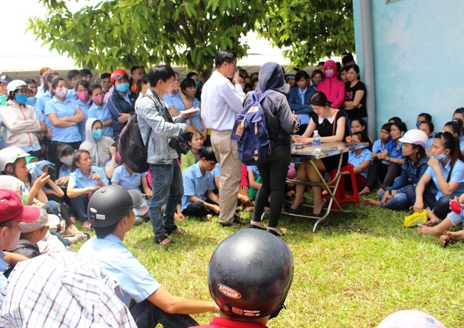Quảng Nam: 700 công nhân ngưng việc do chậm lương