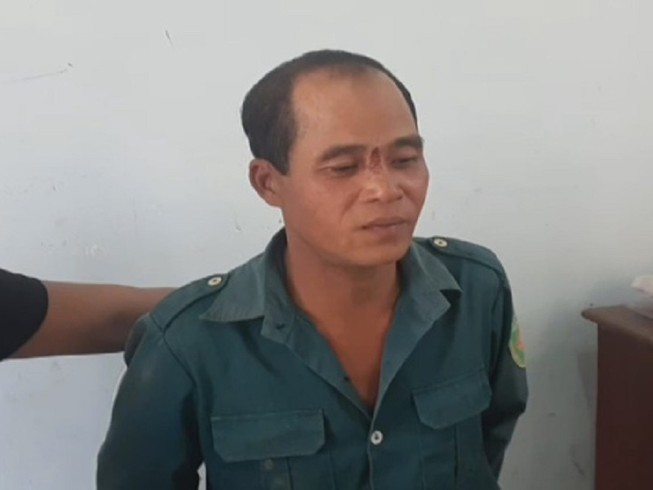 Đâm chết người vì bị chửi bới, ném đá lên mái nhà