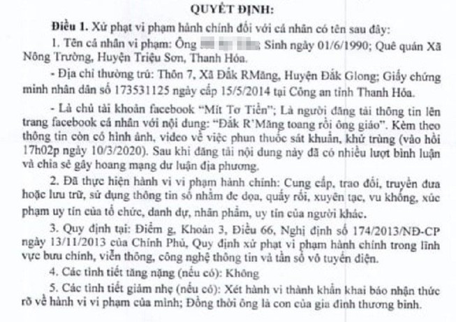 Bị phạt vì đăng ‘Đăk R'Măng toang rồi ông giáo’ lên Facebook