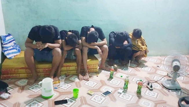 Phát hiện hai người mang ma túy vào nhà nghỉ