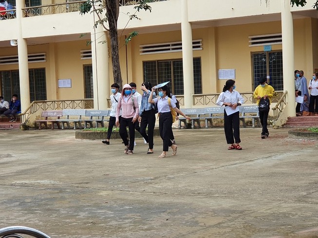 Gia Lai: Yêu cầu tắt loa phường để các em làm bài thi tốt