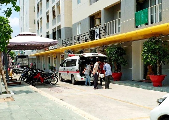 Bình Dương: 1 thanh niên chết bất thường tại chung cư