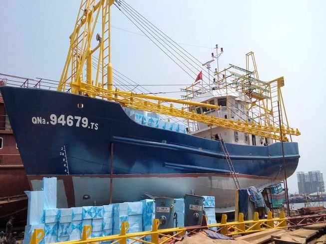 Tàu thép hỏng: Dự 20 cuộc họp nhưng vẫn chưa đến đâu