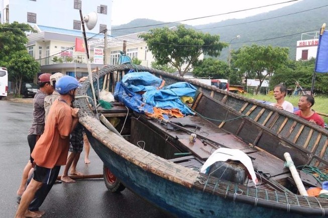 Bão số 10: Quảng Nam, Đà Nẵng theo dõi sát sao hồ chứa