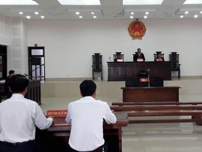 Người nhắn tin doạ giết chủ tịch TP Đà Nẵng hầu tòa