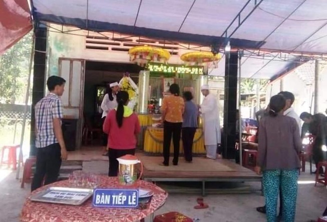 Xem xét đặc cách cho thí sinh bỏ thi vì cha đâm chết mẹ