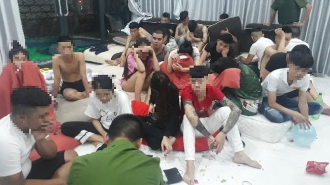 Thuê Villa mở 'tiệc ma túy' mừng sinh nhật