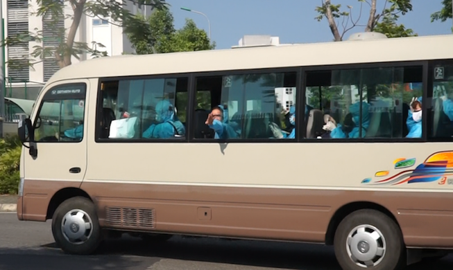 Đưa hơn 200 người từ Đức, Tây Ban Nha về đến Đà Nẵng