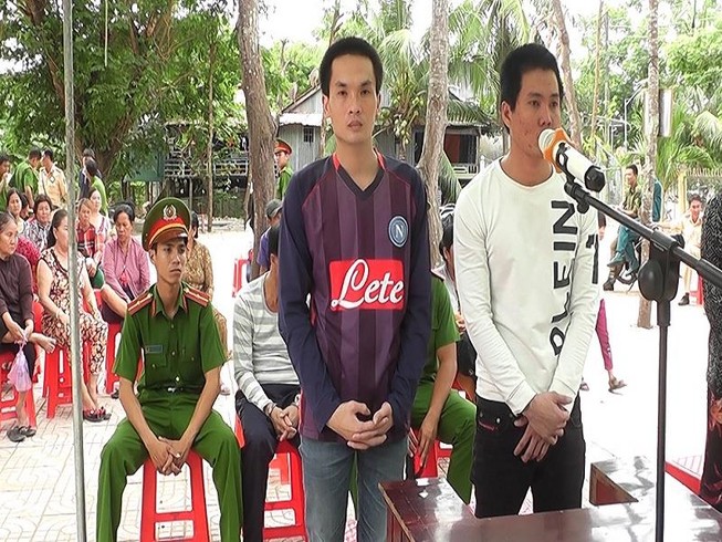 Từ nghi vấn của người dân 2 thanh niên xộ khám