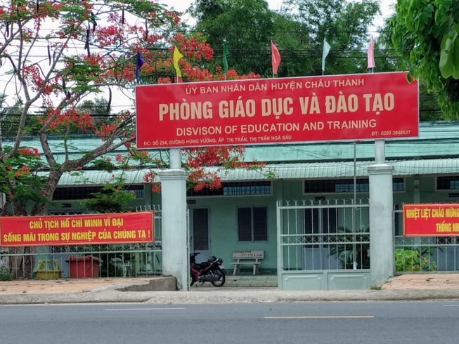 Kê khống giấy thi, Trưởng Phòng GDĐT bị kỷ luật