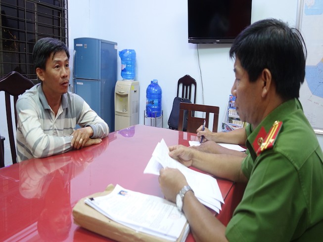 Bắt cửa hàng trưởng xăng dầu tham ô tiền tỉ trốn ra nước ngoài