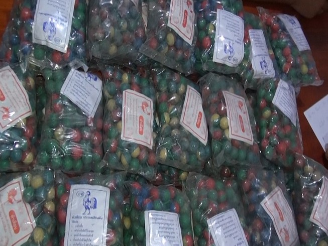 Bắt khẩn cấp 2 thanh niên buôn pháo nổ