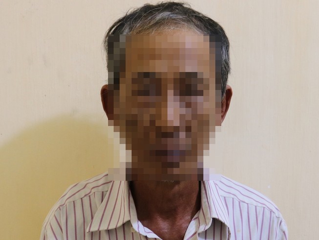 Cha mua ma túy cho con trai sử dụng