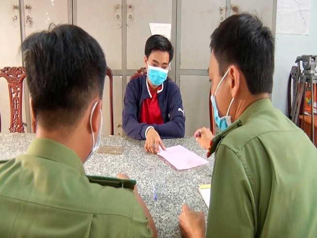 Bị phạt 12,5 triệu vì bịa chợ Tri Tôn có người nhiễm COVID-19