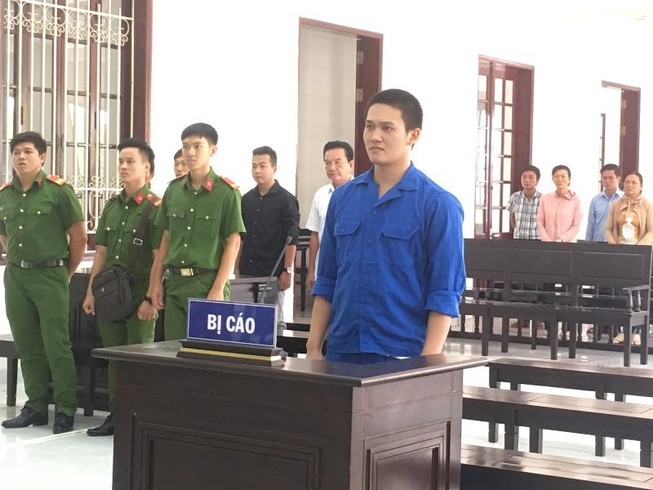 Cựu chiến sĩ nghĩa vụ công an bắn đồng đội lãnh 4 năm tù