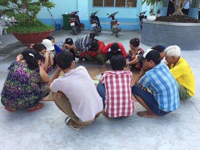 Công an bắt ổ bạc 'quý bà' ở An Giang